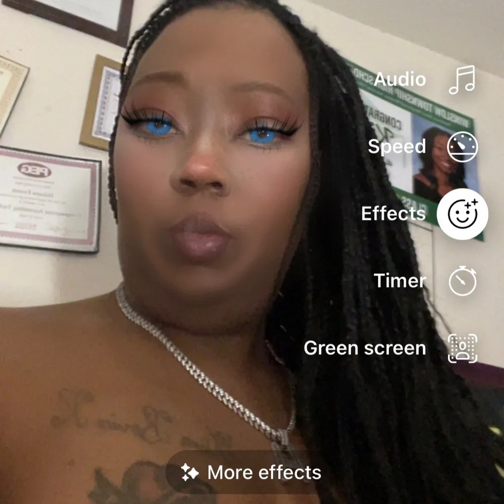 Modeling - Picture 3 of 11